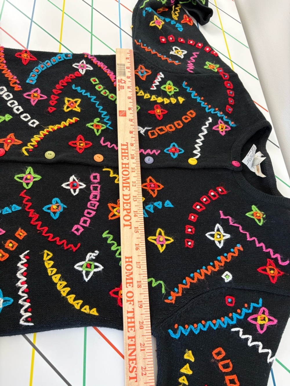 Vintage Talbots Black Knit Cardigan with Multicolor Embroidery Medium boho - Picture 7 of 8
